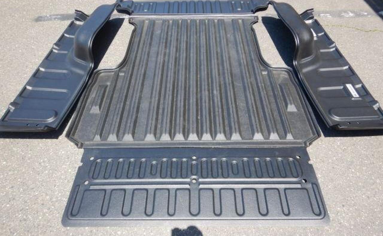 ARB SPORTGUARD ベッドライナー GUN125ハイラックス アップ