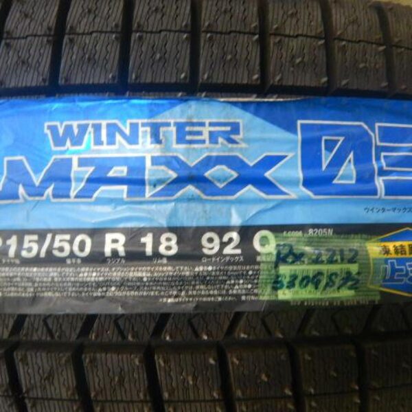 ヤリスクロス純正 18インチ 未使用ダンロップスタッドレス付