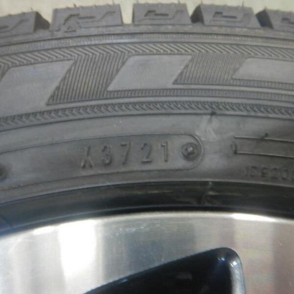 ダンロップ　18インチ　ヤリスクロス ヤリスクロス純正 18インチ 未使用ダンロップスタッドレス付