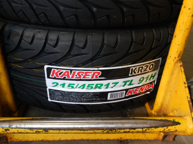 LEHRMEISTERホイールタイヤセット ケンダカイザー 17インチ