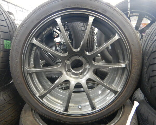 YOKOHAMA ADVAN Racing RS 18インチ プリウス・86・BRZ・レガシィ