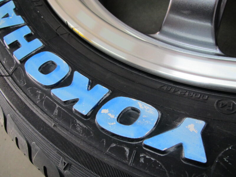 最新！ハイエースサイズ タイヤホイールセット 17インチ 入荷